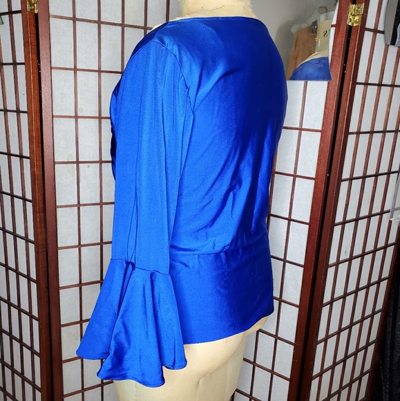 Top - Picture 3 of 3